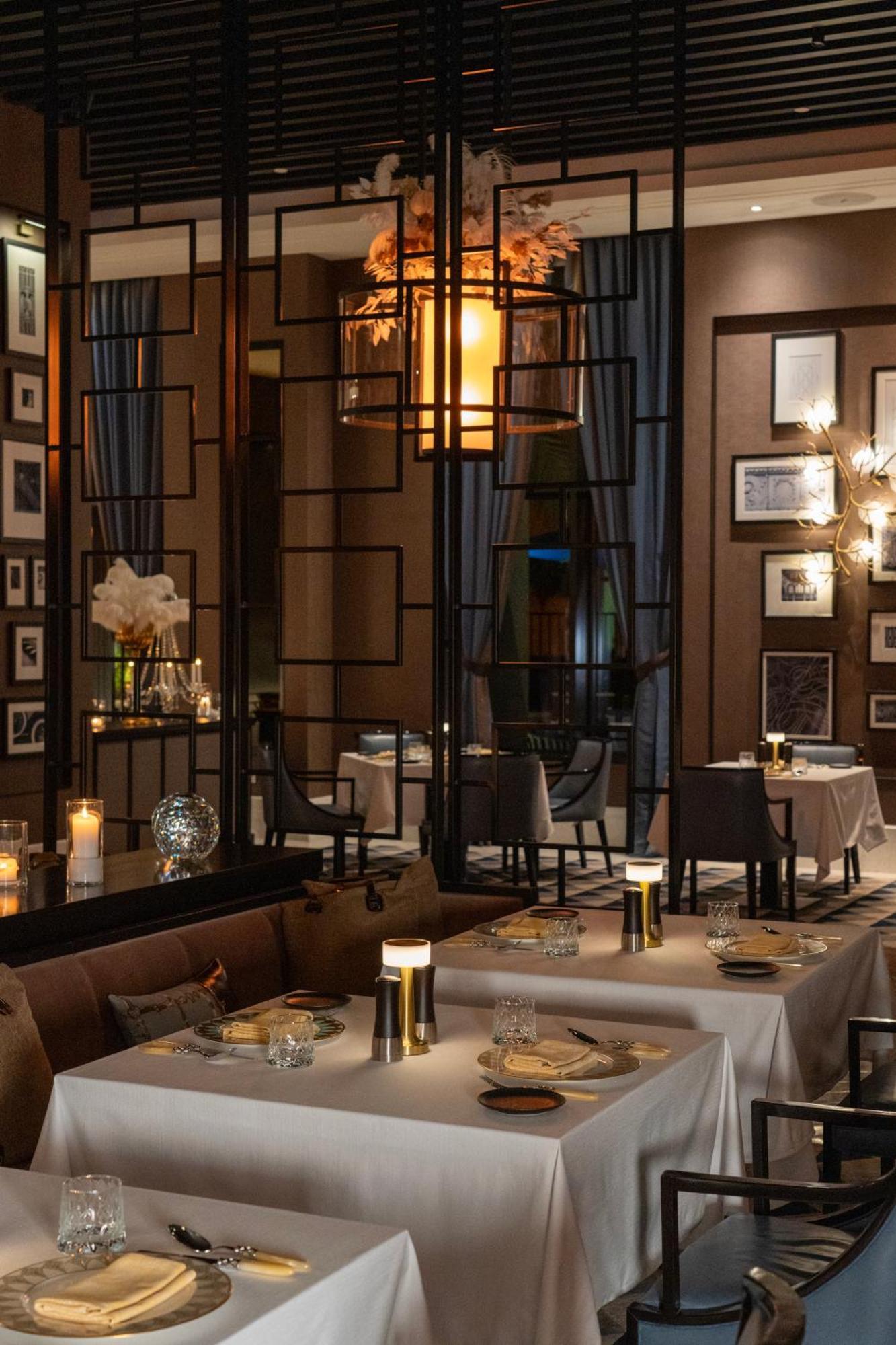 Fairmont Riyadh Luaran gambar The interior of the restaurant