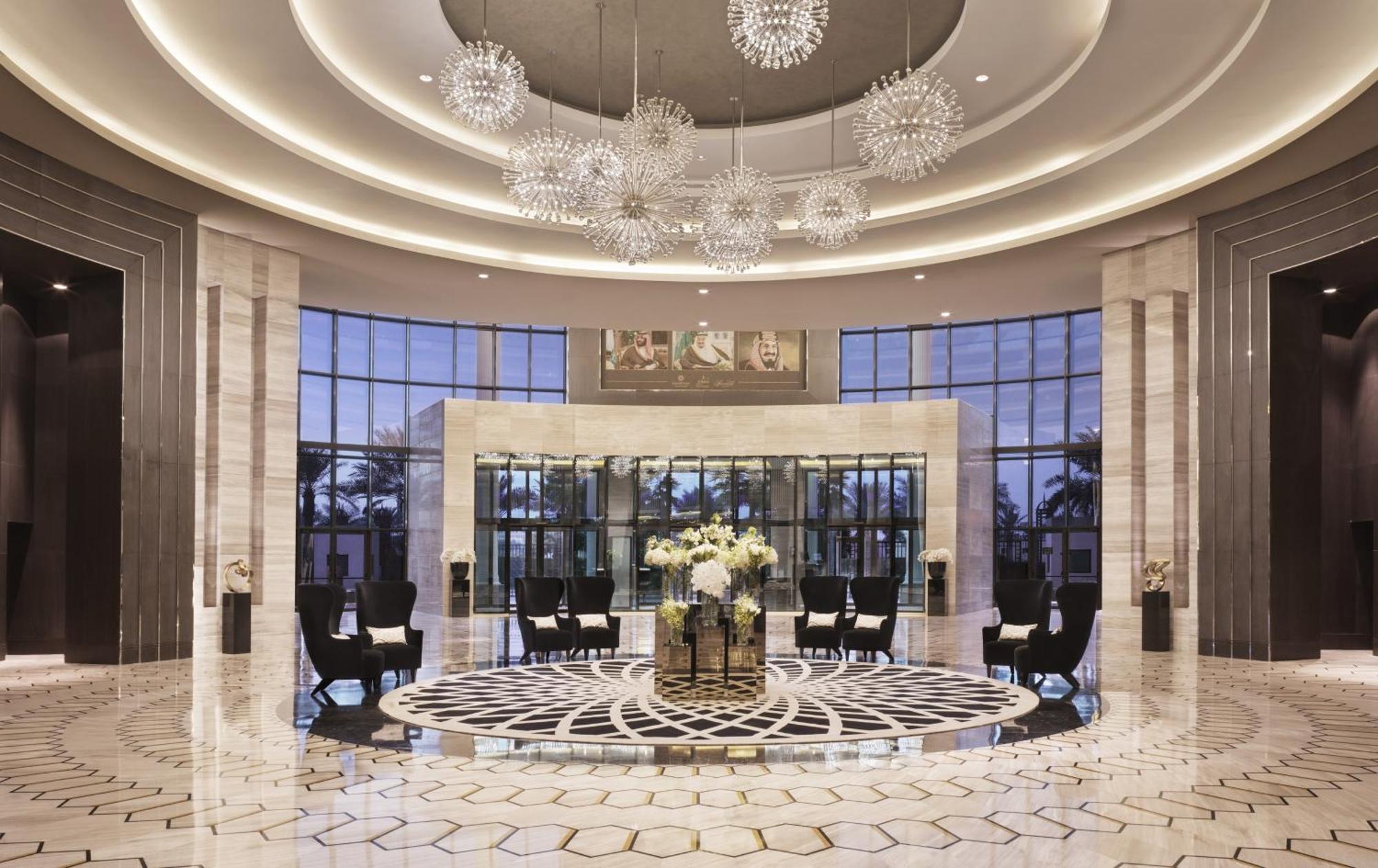Fairmont Riyadh Luaran gambar Lobby