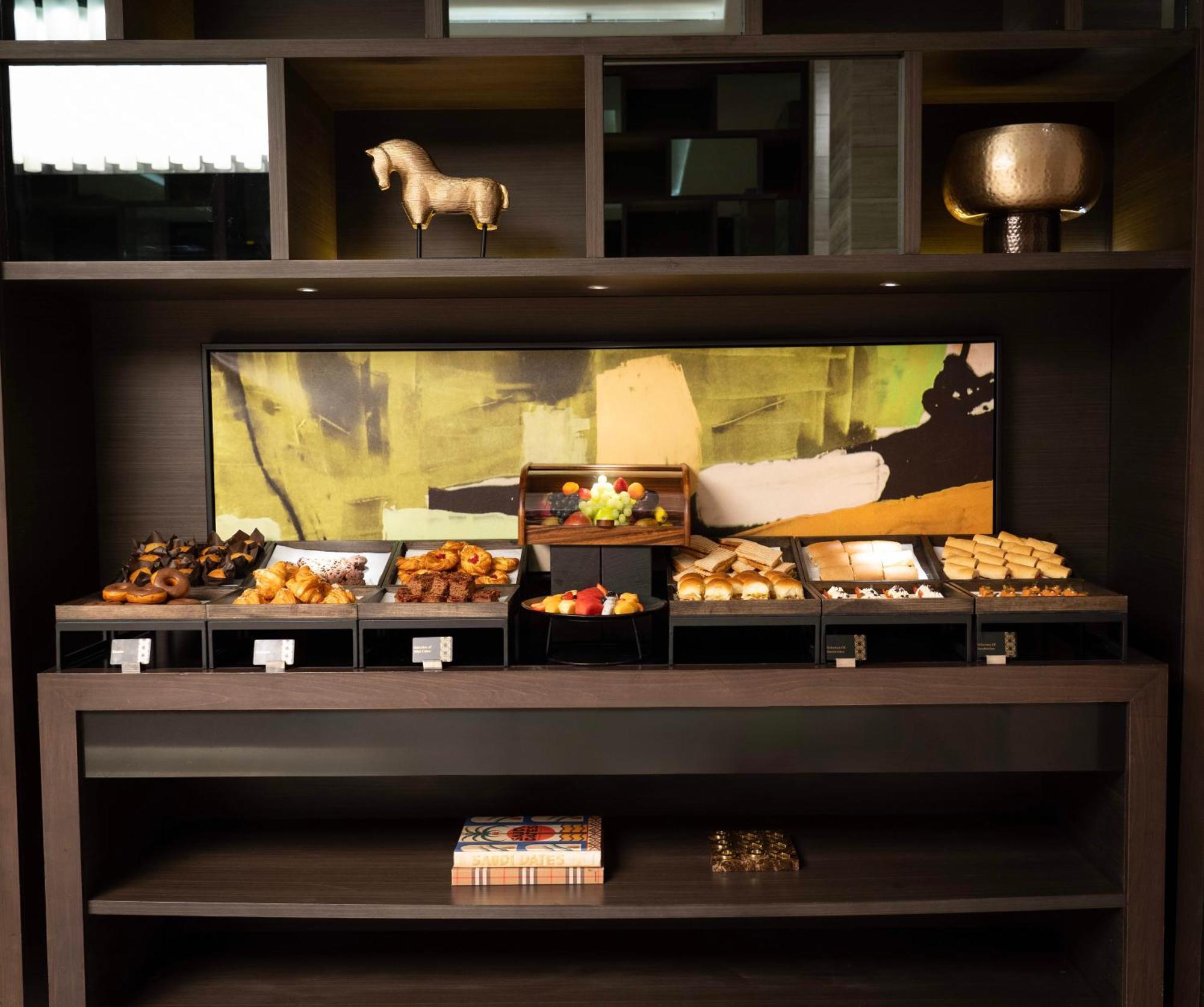 Fairmont Riyadh Luaran gambar A display of chocolates at the hotel
